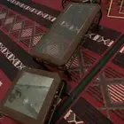 ثلاث طاولات