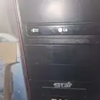 للبيع كمبيوتر مكتبي نظيف