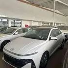هيونداي اكسنت 2025سمارت ابيض بسقف اسود بسعر طيب عرض اليوم