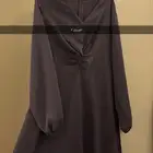 فساتين للبيع بحالة ممتازة - مقاس L