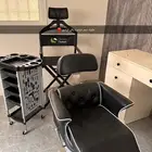 لللبيع كرسي ميكب جديد ونظيف