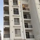 للإيجار شقة راقيه بحي الحمراء بالخبر بموقع مميز (جديدة)