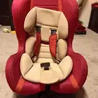 مقعد سيارة للاطفال