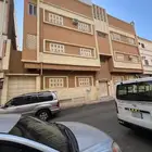 عمارة للبيع مكونة من 6 شقق وبدروم وملحق