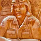 منحوته خشبية للامير متعب بن عبدالله