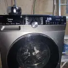 للبيع غسالة ميديا 10 كيلو مع كنبة midea