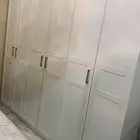 غرفة نوم لون ابيض