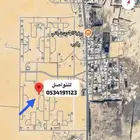 للبيع ارض على ثلاث شوارع في يكرب بقيق