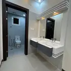 للبيع شقة دور اول 284 م2 ب 590 الف داخل الحد بالرانوناء