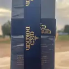 عطر جديد بكرتونه فخم رائحته مميزه