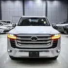 تويوتا لاندكروزر ( VXR ) بنزين موديل 2025 أقل الأسعار