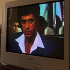 للبيع تلفزيون سوني ترنترون قطعة نادرة لمحبي الألعاب والفيلم