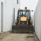 للإيجار JCB