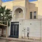 فيلا للبيع بالرانوناء موقع مميز بجوار جامع ومجمع المدارس