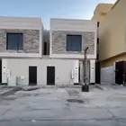 فلة للبيع درج داخلي بموقع مميز حي الملك فيصل ( الروضة)