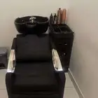 مغسله شعر حالتها ممتازه جدا وحجمها كبير