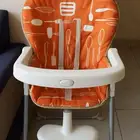 كرسي طعام و كارسيت وعربة أطفال