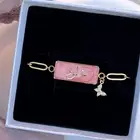 أساور بالأسماء