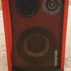 مضخم صوت للسيارة