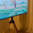 ستاند انيق للشاشة بدون تخريم