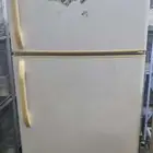 للبيع ثلاجة فالكون كبيرة نظيفه