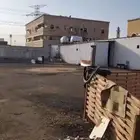 للايجار في جدة حي بريمان حوش كبير مع شقه