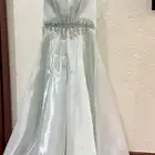 فستان تيفاني مايل اوف وايت فخم جدا للبيع ب500 قابل للتفاوض
