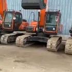 Excavator Dossan for rent Size 225 With hammer Model
