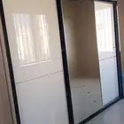 غرفة نوم رئيسيه بكامل ملحقاتها