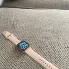 للبيع  Apple Watch أنيقة وأصلية