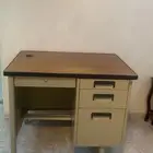 مكتب نظيف بقيمة 150