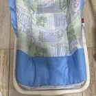 سلام عليكم يوجد اقراض سرير اطفال كهربائي وا دافيه