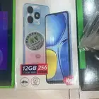 جوالات تبدأ الأسعار من 300 إلى 350