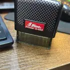 ختم رسمي سريع  الوصف  ما تحتاج تنتظر  ختمك ينطبع الآن   نسخة