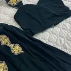 فستان للبيع خذيت القطعه ب 700 بس معليك نتفق