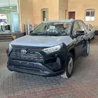 تويوتا راف فور LE لون اسود بنزين دبل 2025 سعودي بطاقه