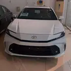 تويوتا كامري اي بلس 2025 هايبرد