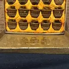 فناجيل وجيوك قديمة مخزنة