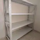 رفوف تخزين