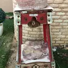 للبيع زير ماء معه كرسيه