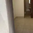غرفة سائق للايجار عند مبنى التحضيري جامعة الملك عبدالعزيز