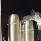 يوجد مكنسة كهربائية للبيع وأغراض أخرى