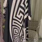 فستان وملابس