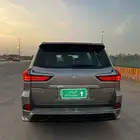 للبيع جيب لكزس موديل 2020