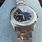 ساعة قوتشي للبيع