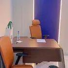 مكتب إداري للتقبيل