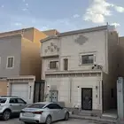 للبيع فيلا في حي العارض 312 متر دور دور شقه