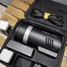 فلاش AD300pro مع بطاريتين