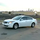 نيسان التيما