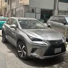 لكزس ان اكس 300h 2019
